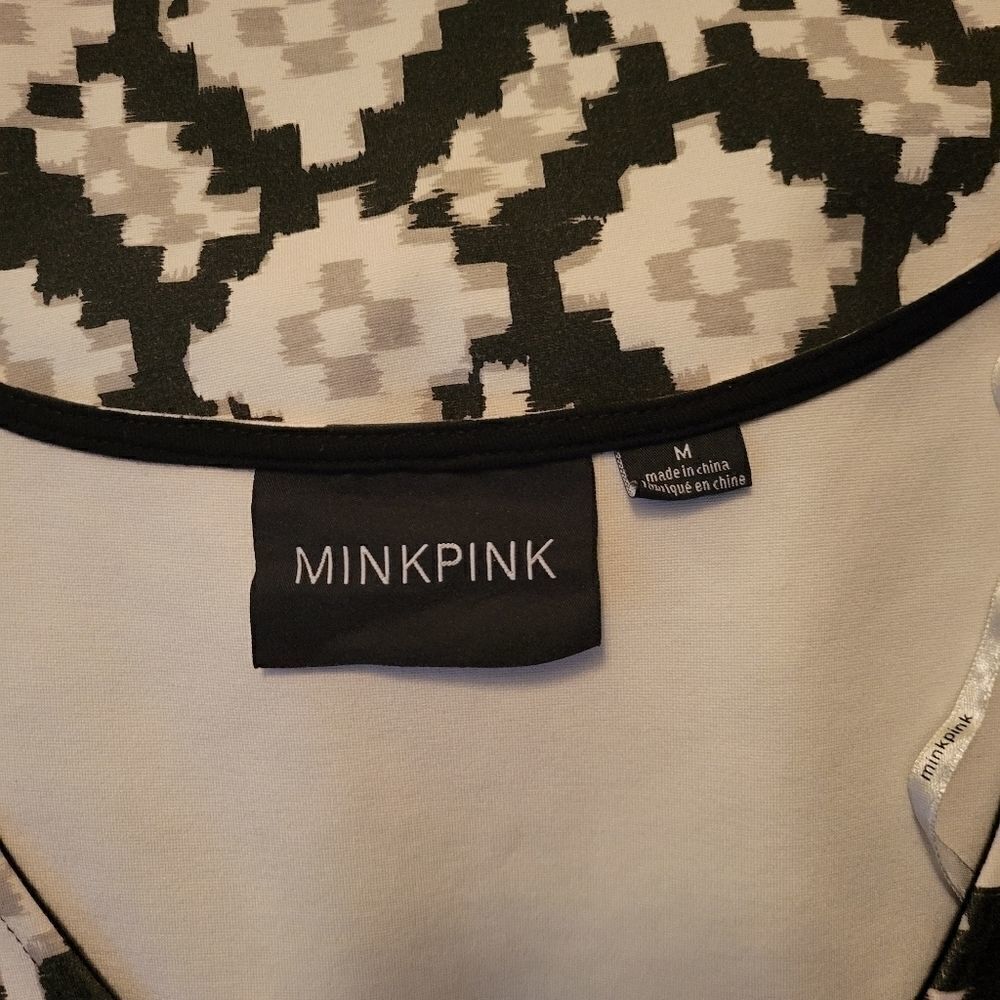 Revolve MINKPINK geometric pattern skater dress - Picture 5 of 9